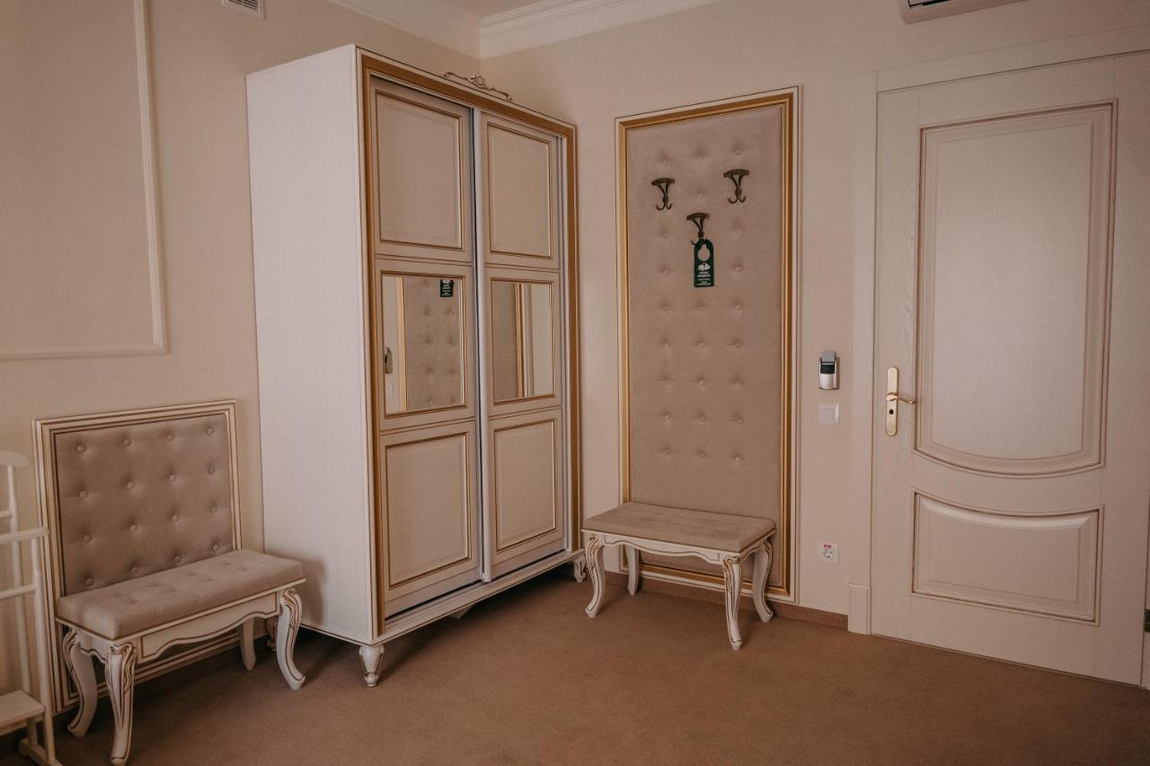 Zastava Uman Otel Dmytrushky Oda fotoğraf